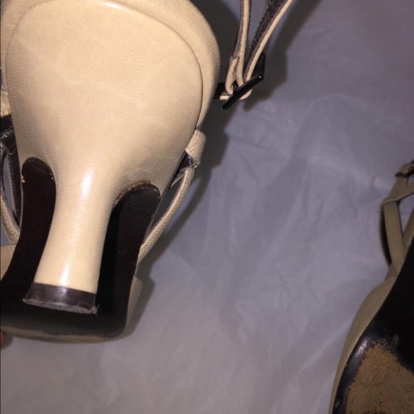 Giorgio Armani Leather Slingback’s - Picture 8 of 9